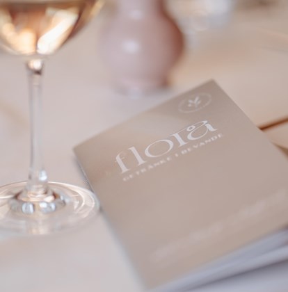 flora-panorama-hotel-details-abend
